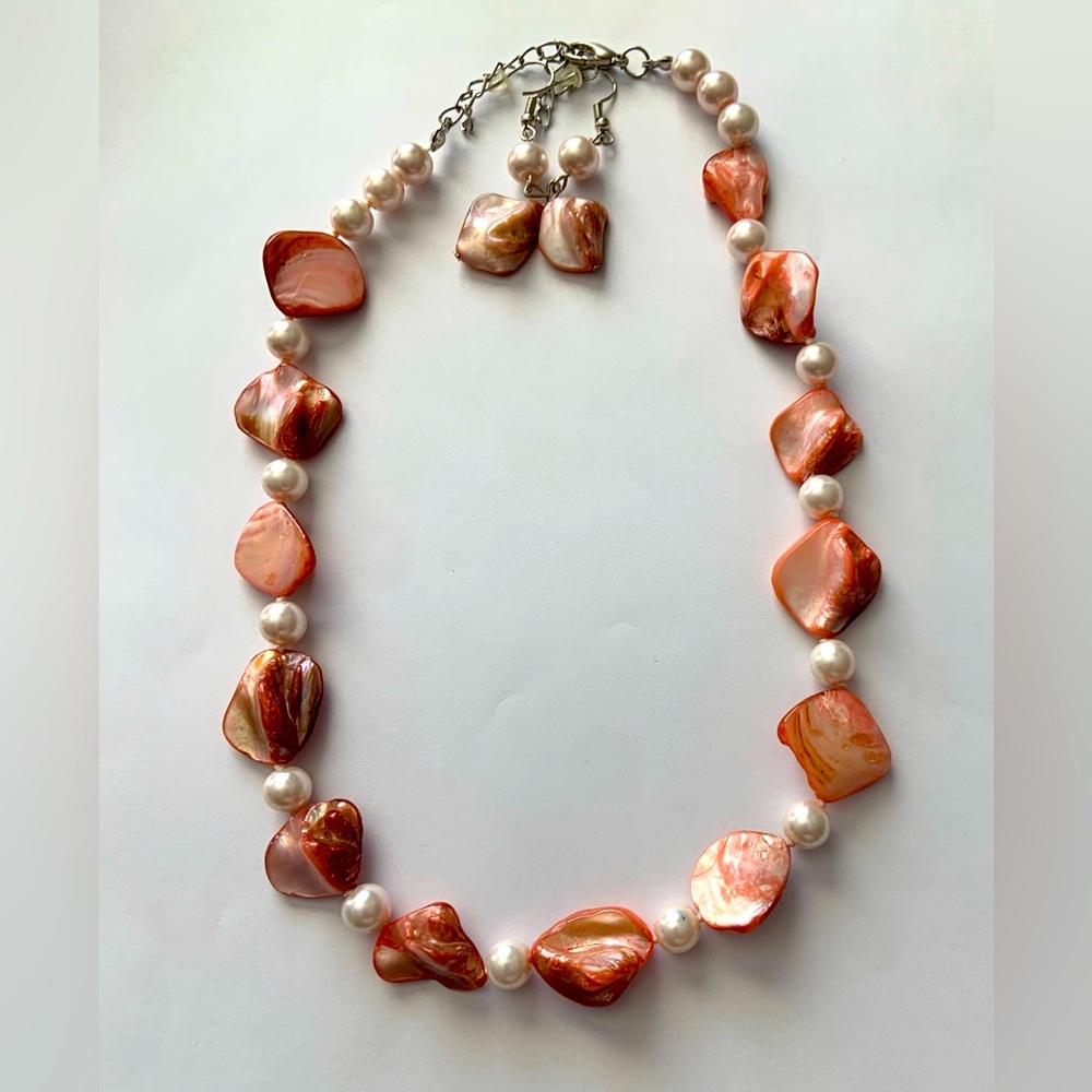 Vintage genuine oyster shell necklace and earrings set